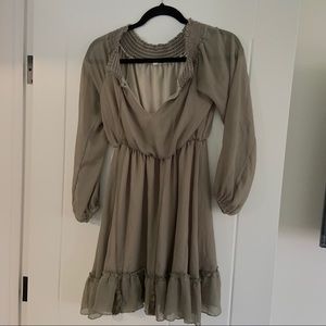 Olive Quarter Sleeve Flowy Dress